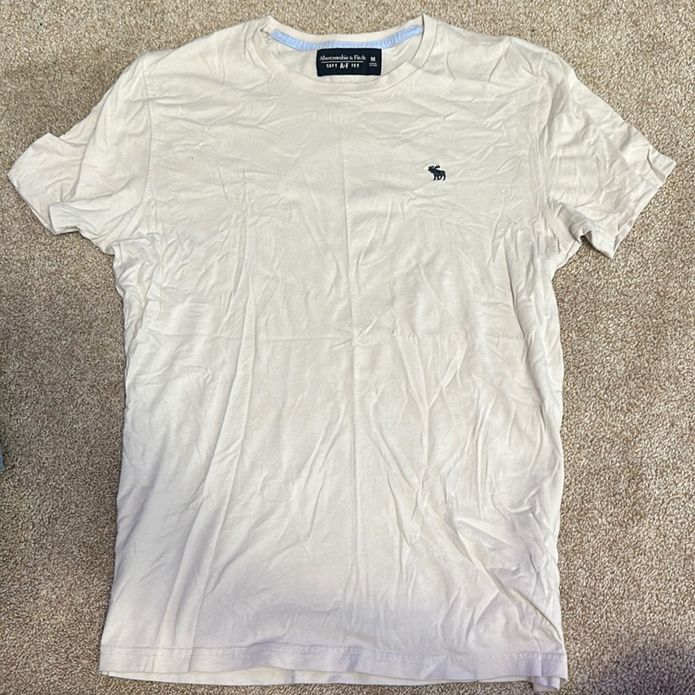 Cream hollister Tee